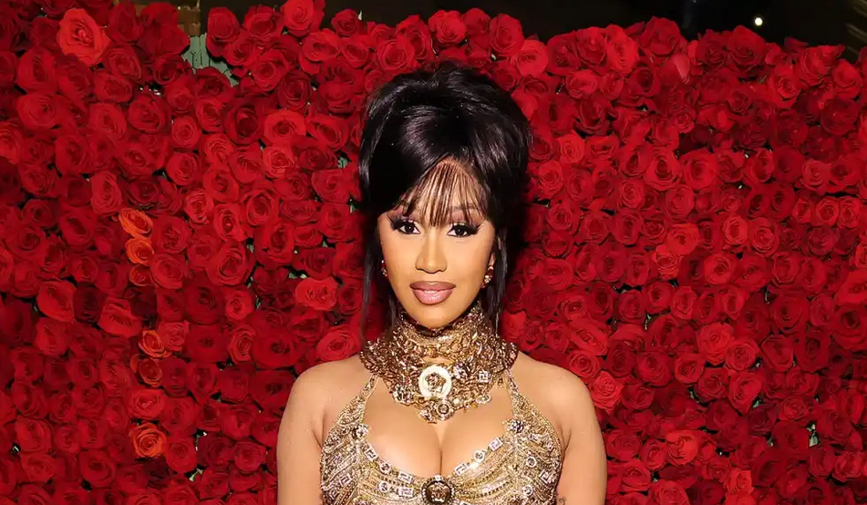 Cardi B publikon për herë të parë portretin e vajzës së saj, Blossom