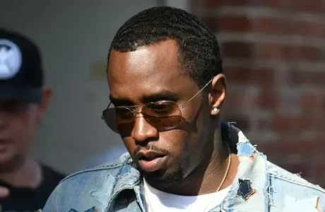 Artisti i famshëm dyshohet se mund të ketë filmuar “Freak-Off” festat e Diddy-t