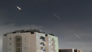 Interceptohen dy dronë iranianë në Izraelin verior