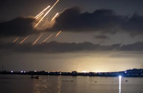 Programi raketor i Iranit më i fuqishëm se forca e tij ajrore