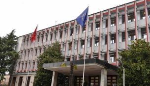 Shqipëria i dorëzon notë verbale Moskës, pas sulmeve ruse që cenuan sigurinë e ambasadorit shqiptar