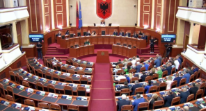 Kuvendi miraton – pa opozitën – ndryshimet në Buxhetin e 2025-s dhe Marrëveshjen me Ukrainën