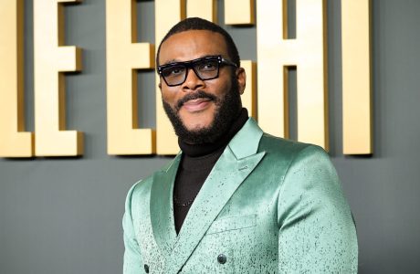 Tyler Perry nuk beson në mbështetjen financiare të familjarëve vetëm sepse është miliarder