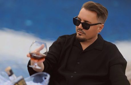 Blero konfirmon dashurinë e re me një mesazh të ndjerë