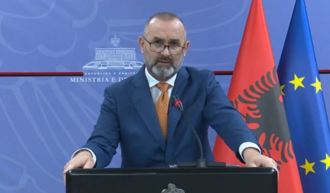 Rama kritika gjyqtarëve, Manja KLGJ-së: Nuk po i sulmon, në BE nuk shkohet rrumpallë