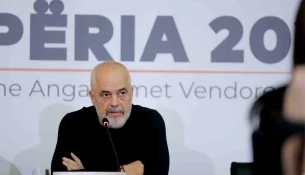 Rama mbledh deputetët e Tiranës dhe drejtuesit e Bashkisë