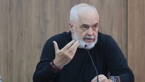 Rama vijon kritikat e ashpra ndaj Shoqatës së Gjyqtarëve, për kërkesat për rritje pagash