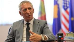 Quni mohon përfshirjen në manipulimin e votave dhe kërkon hetim të plotë