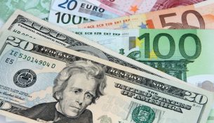 Euro bie ndjeshëm ndaj dollarit, pas marrëveshjes për tarifat