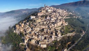 San Marino – Republika mikroskopike me histori shekullore dhe tradita unike