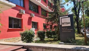 Letër publike Eni Vasilit: Mbylle RTSH-në për ta shpëtuar