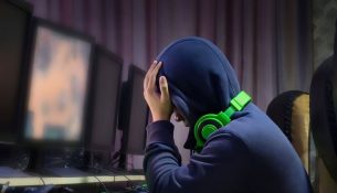 Varësia nga lojërat online në shifra shqetësuese dhe me pasoja të shumta për shëndetin mendor