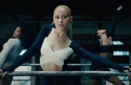 Ariana Grande kërkon të mos përdoret muzika e saj në video politike