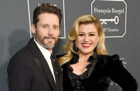 Ish-bashkëshorti i Kelly Clarkson vdes në moshën 48-vjeçare