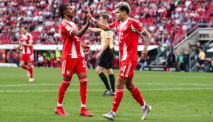 Bayerni ‘mezi’ fiton ndaj Augsburg