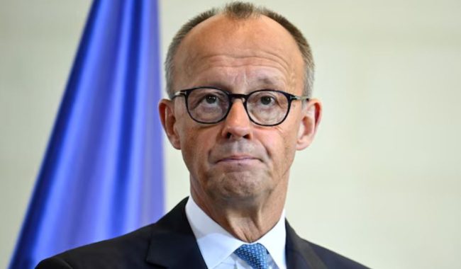 Merz sinjalizon një mundësi për riorganizim të kabinetit