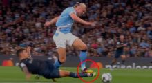 Man City i tregon fuqinë Napolit