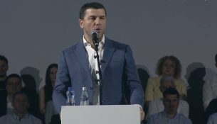 Krasniqi në hapje të fushatës: Po shihet qartë se është koha për Prishtinën, është koha për Uranin