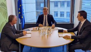 Sorensen: Dialogu vazhdon kur Kosova dhe Serbia janë gati