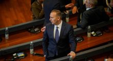Deputeti Armend Zemaj përfshihet në incident fizik, kërkon falje publike