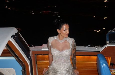 Morena Taraku mahnit me një model flokësh futurist