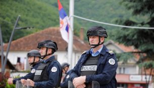 Xhandarmëria serbe dyshohet se rrëmbeu dhe plagosi një serb në Leposaviq