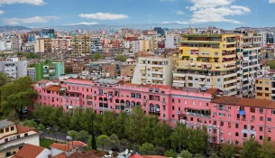 Qeveria do të ndihmojë familjet në nevojë për zëvendësimin e pajisjeve të vjetra elektrike