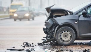 Një person i lënduar nga aksidenti në Gjakovë