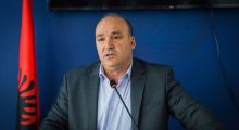 Rikthimi i rrenës: Si Shpejtim Bulliqi guxon të kërkojë votën e Kosovës