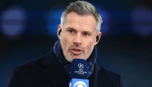 Carragher kërkon falje për Eze