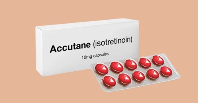 A është efektiv mikrodozimi i Accutane?