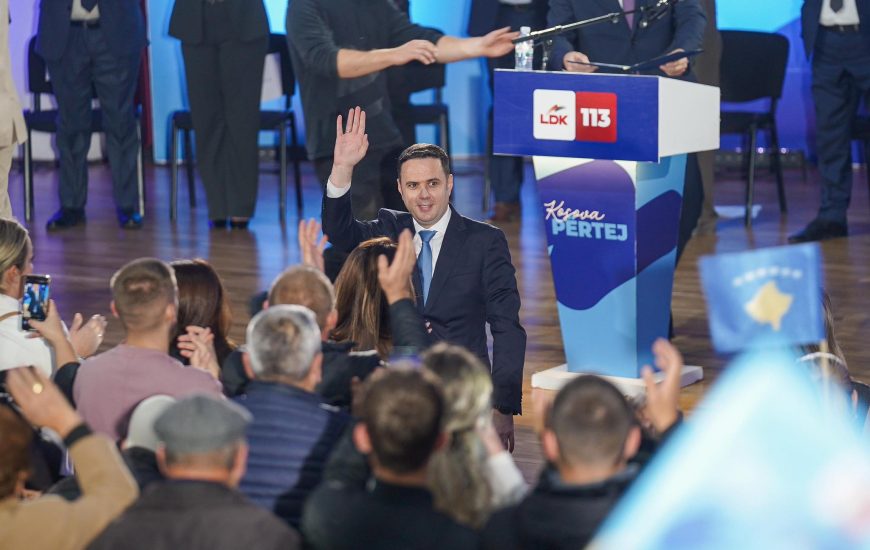 LDK duhet të pyesë veten a i duhet Kosovës apo Vetëvendosjes?