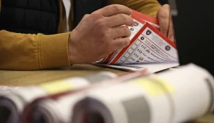 KQZ numëron rreth 30% të votave me kusht, VV-ja kryeson në rezultatet preliminare