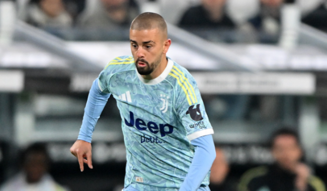 Futbollisti i Juves i del në mbrojtje Zhegrovës