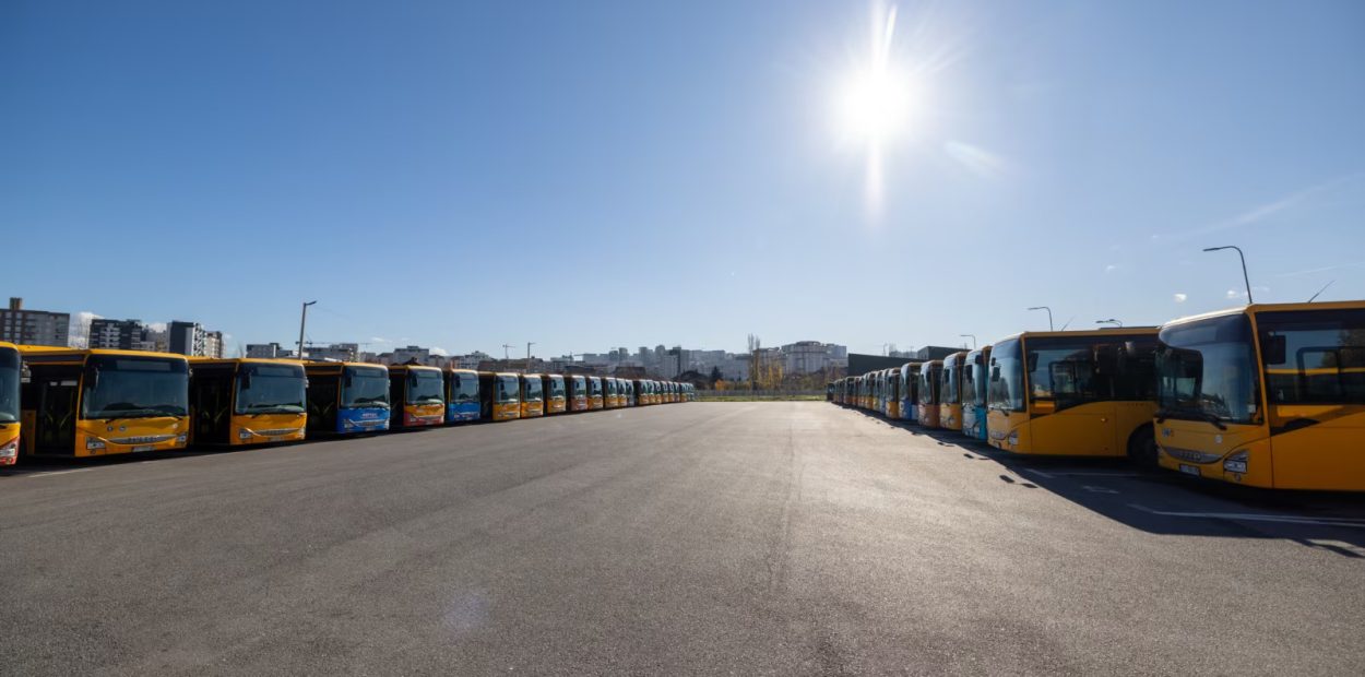 Kriza e transportit urban: Kujt i takon përgjegjësia për pagat e punonjësve?