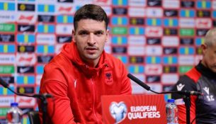 ‘Kemi vetëbesim në këto momente’ – Gjimshiti ‘kërcënon’ Anglinë