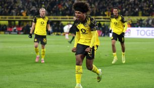 Epike: Adeyemi i ‘lë targën’, kundërshtari u hodh për ta kapur