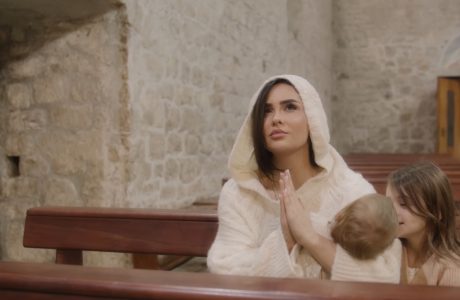 Si e shpëtoi djali Xhensilën nga periudha e errët e jetës së saj