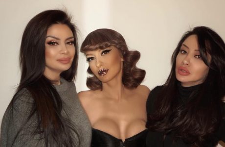 Motrat e Adelinës prekin publikun: Suksesin e recitalit ia dedikojnë nënës së tyre të ndjerë, Monës