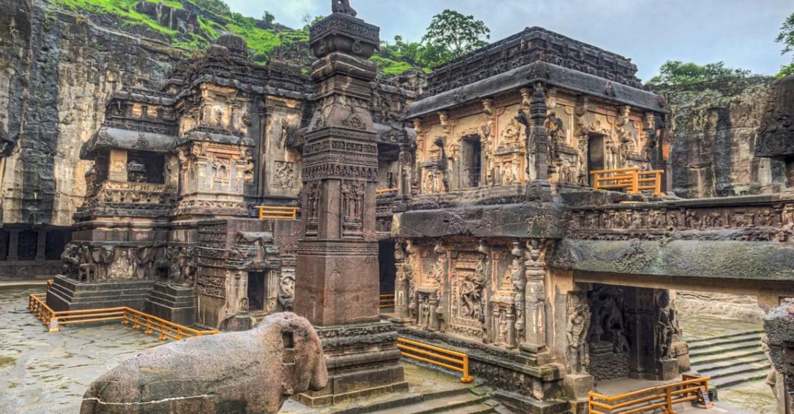 “Mrekullia e tetë”: Tempulli Kailasa