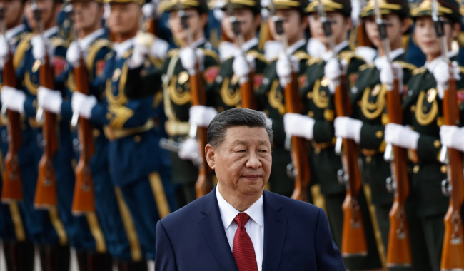 Pekini paralajmëron: “Çdo ndërhyrje në Tajvan do të shtypet”