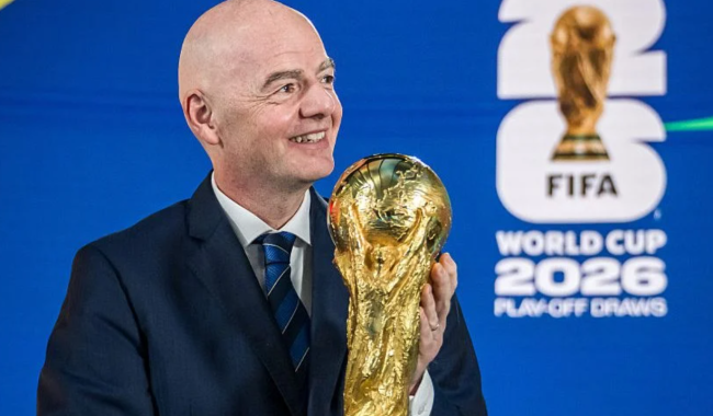 FIFA ‘përmbys’ Kupën e Botës: short i ri me sistem tenisi