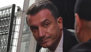 Pas 18 muajsh, avokatët britanikë takojnë Veliajn në qeli