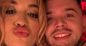 Rita dhe Ylli kishin përqafim virtual – Projekti është shumë më i madh