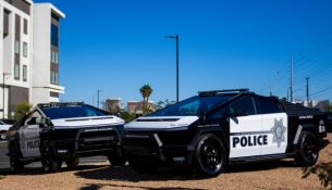 Las Vegas vendos Cybertruck-et e para policore në rrugë