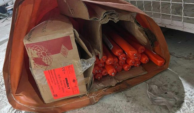 Dogana e Kosovës sekuestron rreth 300 kg eksploziv në Vërmicë