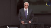 Çfarë tha Wesley Clark në ditën e parë të dëshmisë në Hagë?