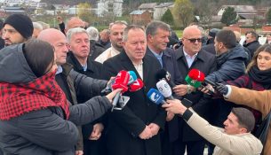 Gucati në Prekaz: Shpresojmë që vitin e ardhshëm të festojmë 28 Nëntorin me krerët e UÇK-së