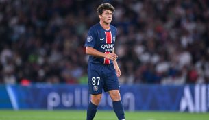 Gjiganti anglez e do ‘mjeshtrin’ parisien