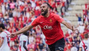 Muriqi i jashtëzakonshëm, dy gola në katër minuta